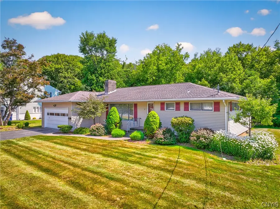 5 Robin Road, New Hartford, NY 13413 - #2