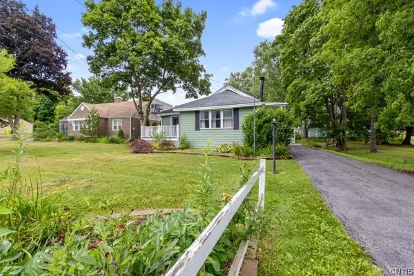 1016 Cold Springs Road, Liverpool, NY 13088 - #2