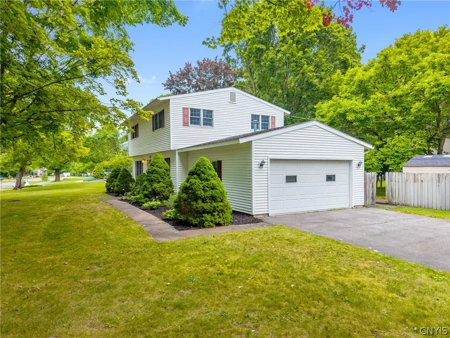 118 Winding Way, Camillus, NY 13031 - #2