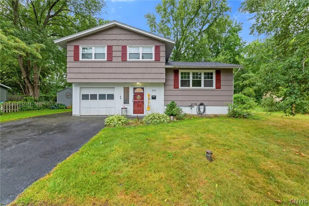 203 Wells Avenue W, Syracuse, NY 13212 - #1