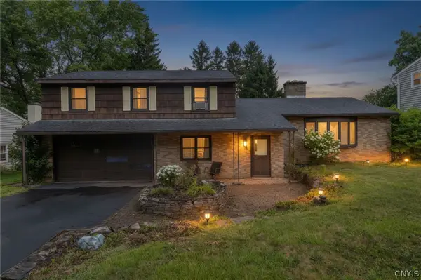 111 Hillside, Camillus, NY 13031