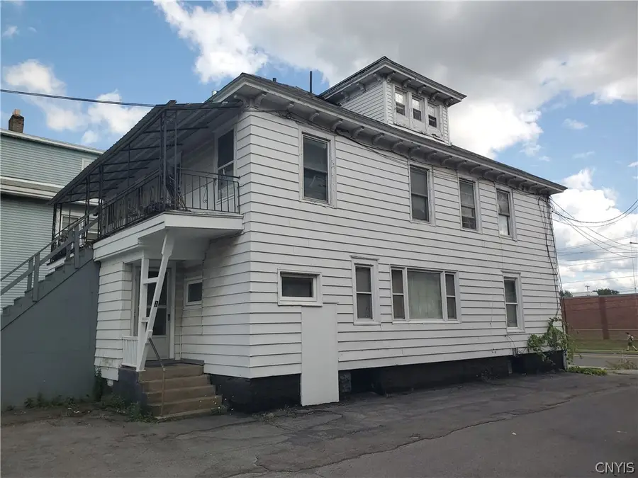 1062 W Genesee St, Syracuse, NY 13204 - #3