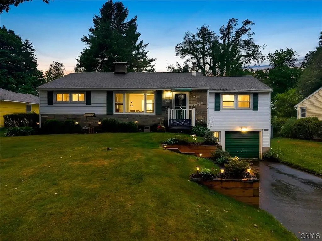 129 Wadsworth Road, Syracuse, NY 13212 - #1