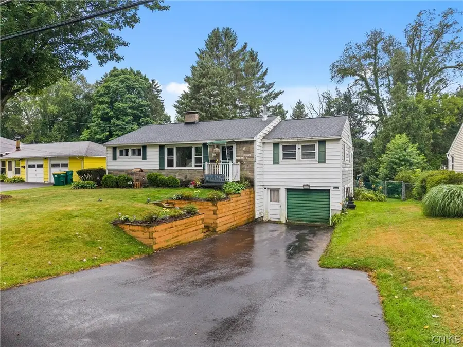 129 Wadsworth Road, Syracuse, NY 13212 - #3
