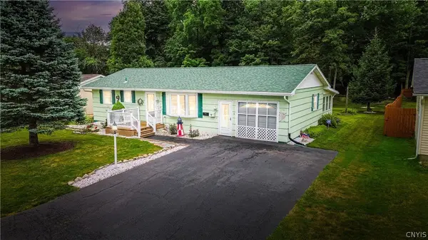 8 High Street, Whitesboro, NY 13492