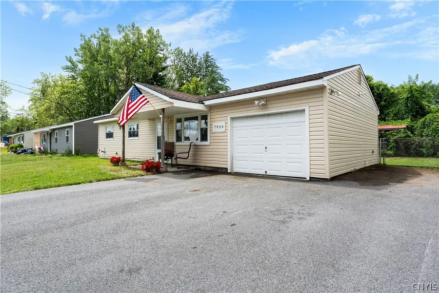 7939 Rinaldo Boulevard E, Bridgeport, NY 13030 - #3