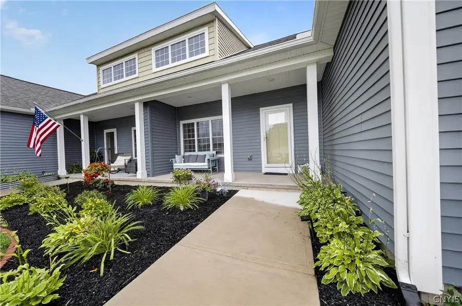 305 1st Street, Canastota, NY 13032 - #2