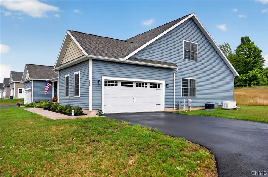 305 1st Street, Canastota, NY 13032 - #3