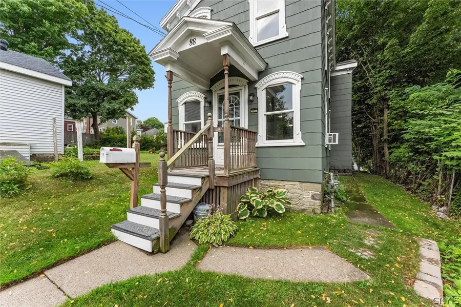 88 E 8th Street, Oswego, NY 13126 - #3