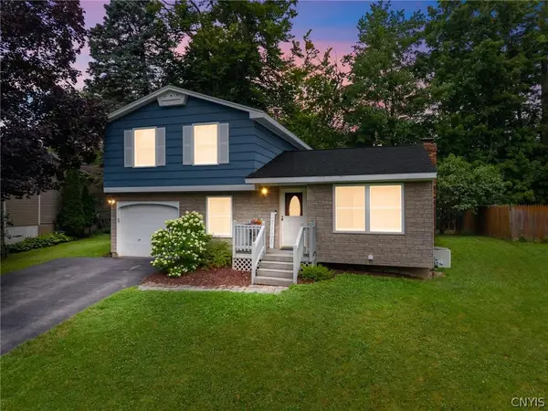 4203 Orion Path, Liverpool, NY 13090