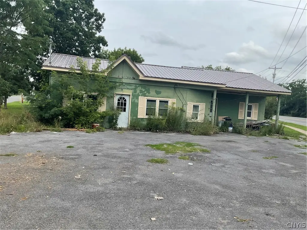 618 Main Street, Watertown, NY 13601 - #1