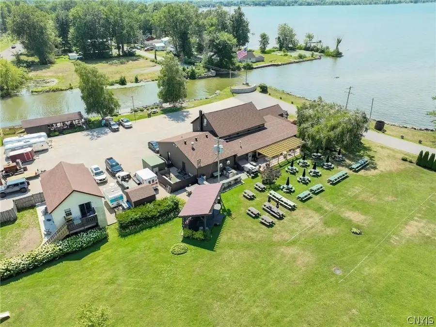 6266 Lakeshore Road S, Canastota, NY 13032 - #3