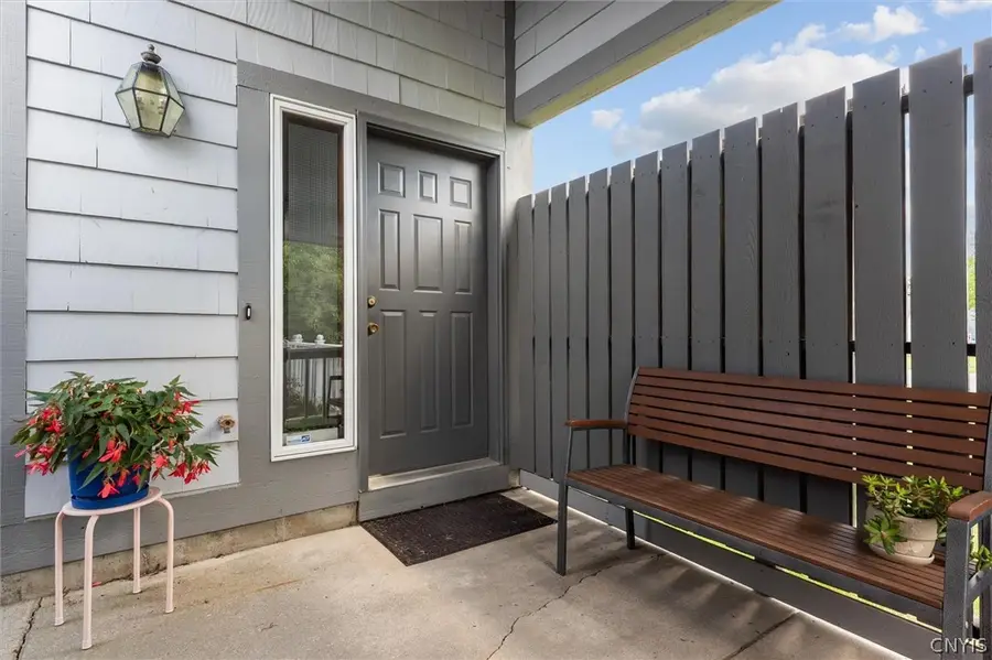 431 Summerhaven Drive N, East Syracuse, NY 13057 - #2