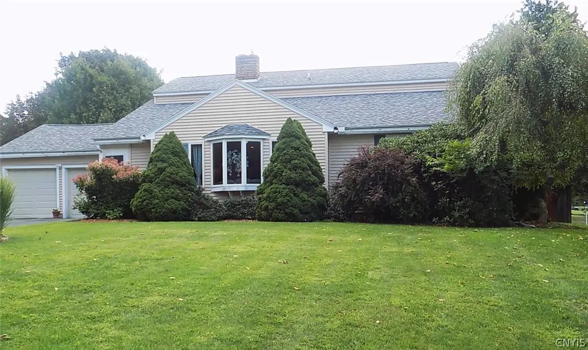 5 Lower Woods Rd S, New Hartford, NY 13413 - #1