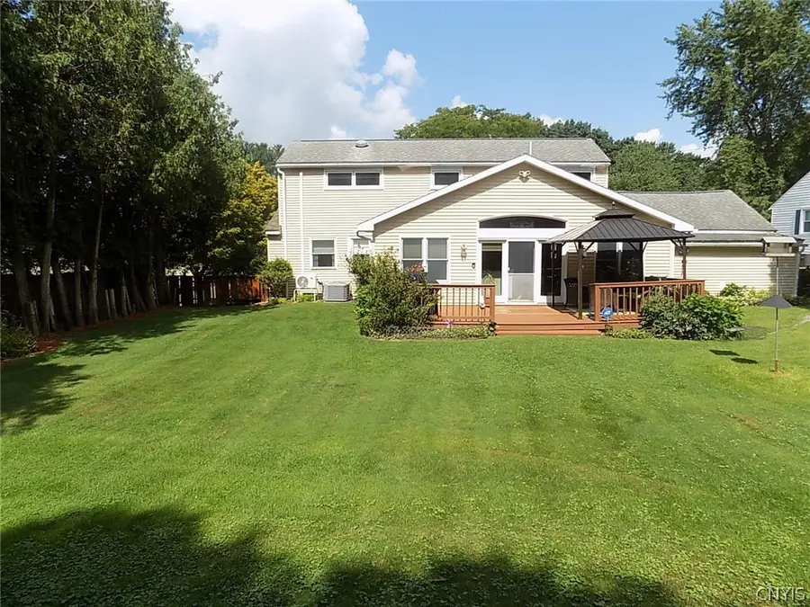 5 Lower Woods Rd S, New Hartford, NY 13413 - #3