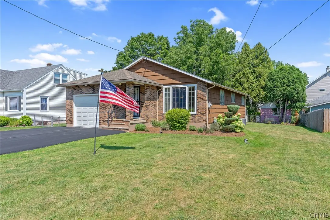 224 Kenwick Drive, Syracuse, NY 13208 - #1