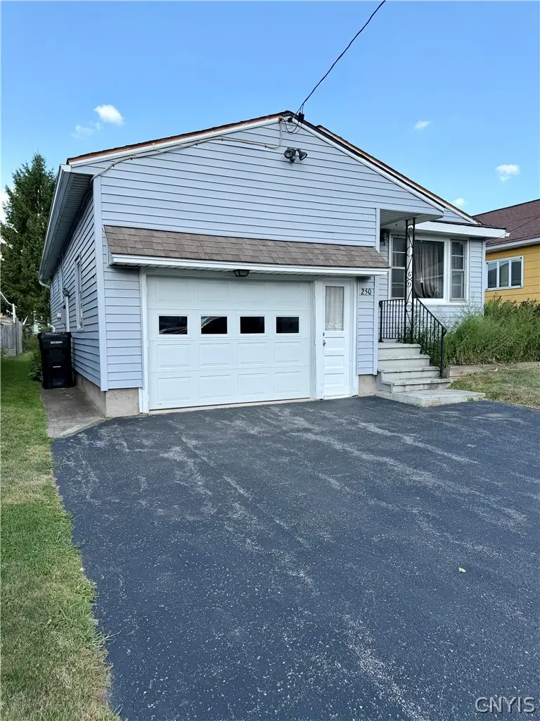 250 Martin Street, Syracuse, NY 13208 - #2