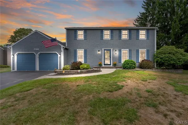 4233 Halfmoon Circle, Liverpool, NY 13090