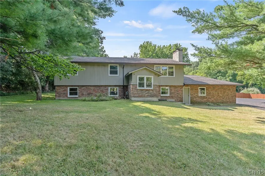 101 Saturn Drive, Syracuse, NY 13205 - #2