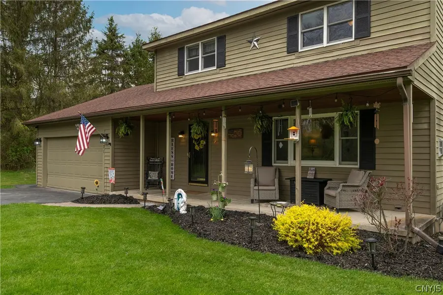 2831 Oneida Street, Sauquoit, NY 13456 - #3