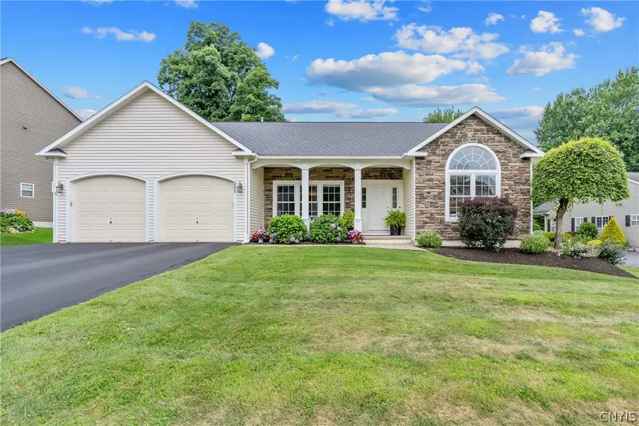 3295 Oak Brook Road, Baldwinsville, NY 13027 - #2