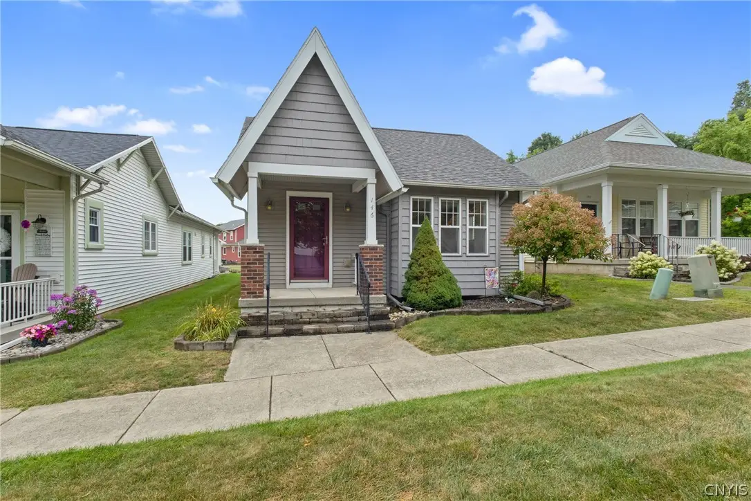 146 Greencastle Street, Camillus, NY 13031 - #1