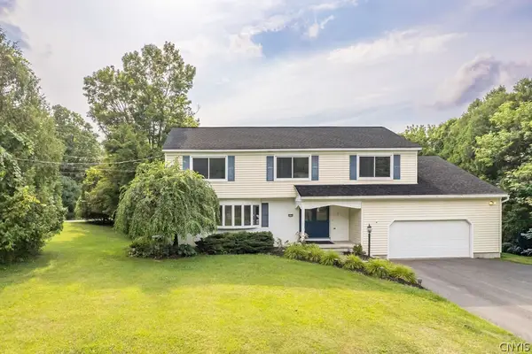 5175 Winterton Drive, Fayetteville, NY 13066