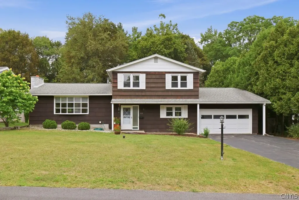 115 Saybrook Lane, Syracuse, NY 13214 - #1
