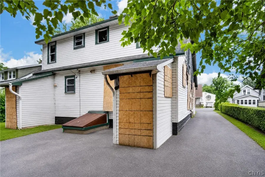 305 E Molloy Road, Syracuse, NY 13211 - #2
