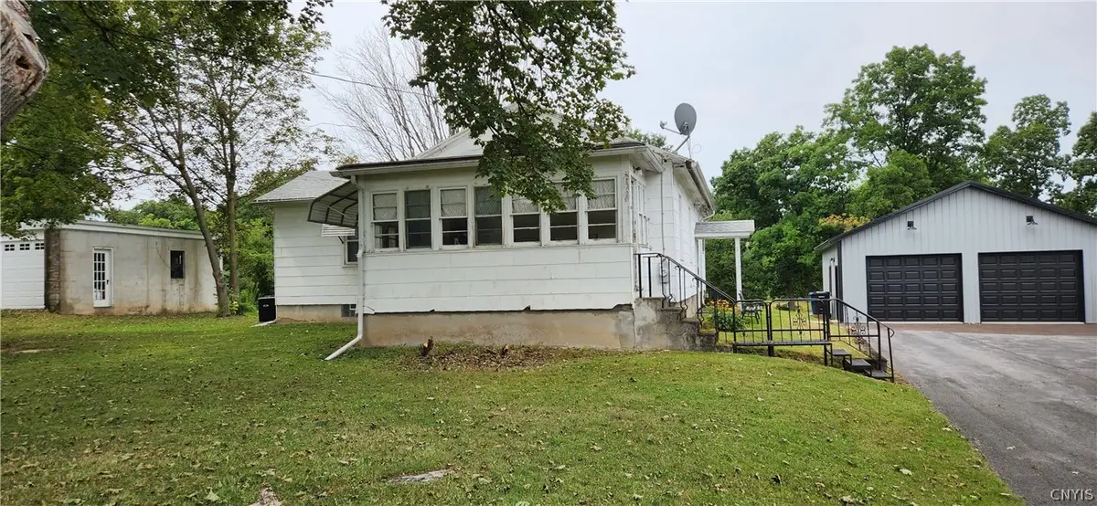 202 Lafayette Road, Syracuse, NY 13205 - #1