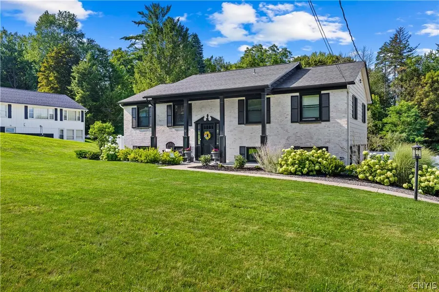 12 Woodberry Road, New Hartford, NY 13413 - #2