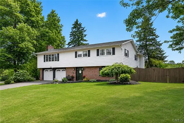 3962 Split Rock Road, Camillus, NY 13031
