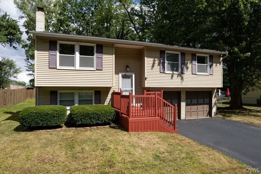 303 Donlin Drive, Liverpool, NY 13088 - #1