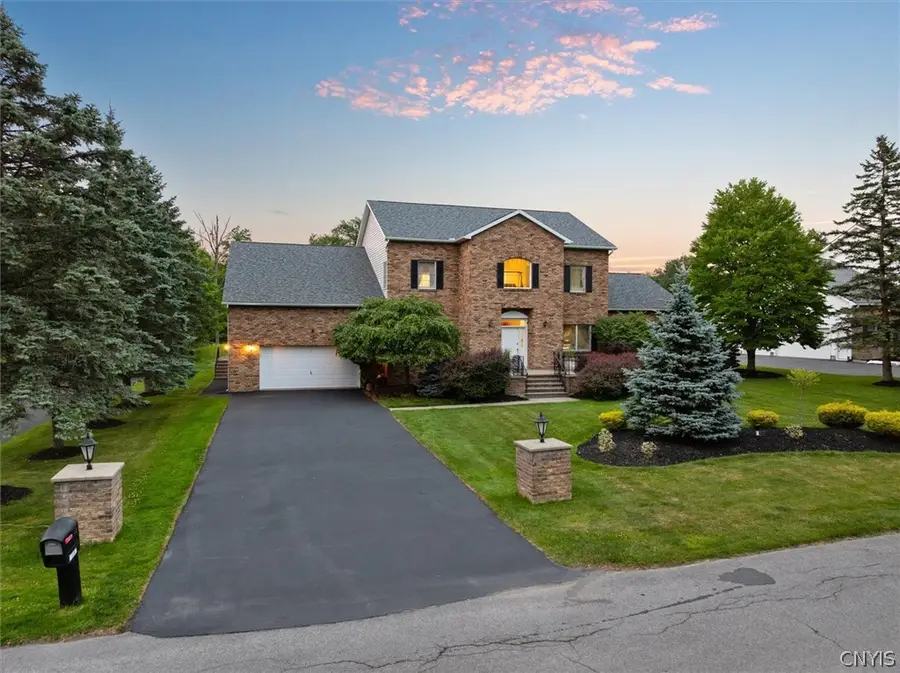 104 Stonebridge Court, New Hartford, NY 13413 - #3