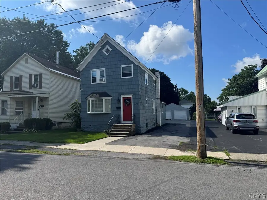 723 Lawrence Street, Watertown, NY 13601 - #2