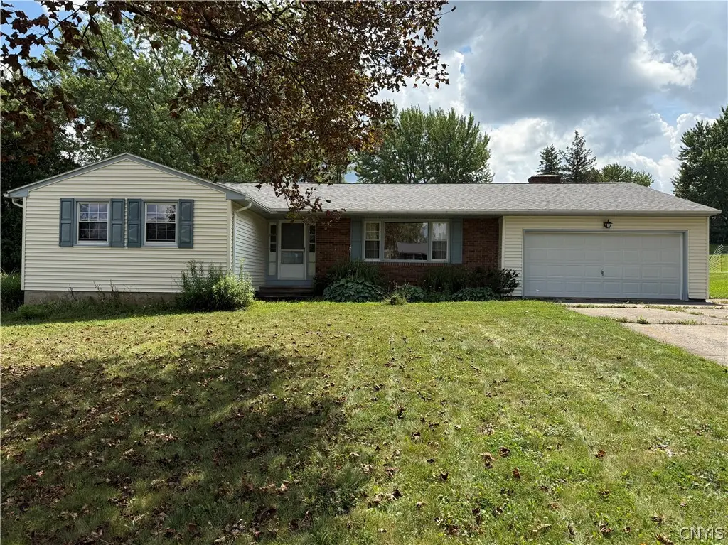 4860 Woodbriar Drive, Syracuse, NY 13215 - #1