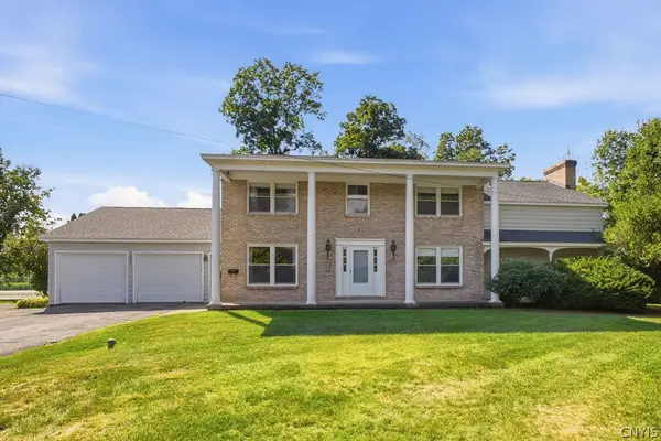 3993 Bel Harbor Drive, Liverpool, NY 13090