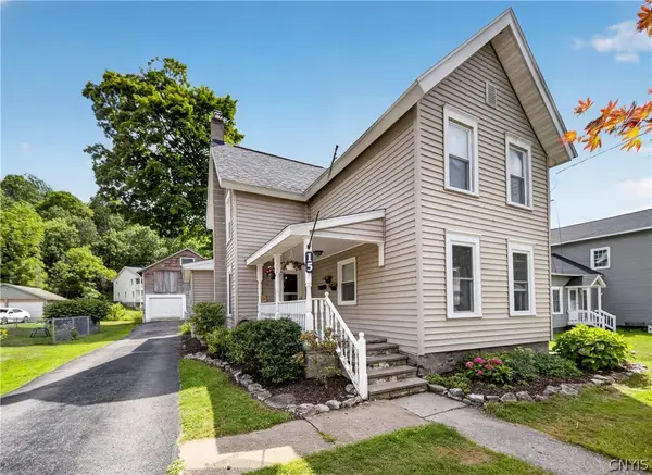 15 Green Street, Camillus, NY 13031