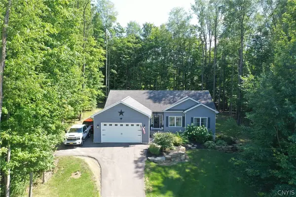 956 Walden Pond Lane, Cortland, NY 13045