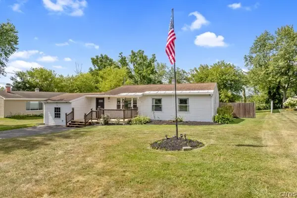 8271 Hamilton Drive, Baldwinsville, NY 13027 - #2