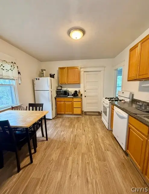 826 Ackerman Avenue #28, Syracuse, NY 13210 - #3