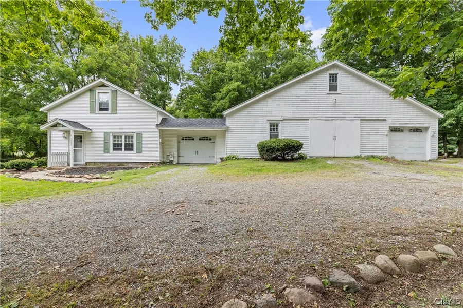 7805 Hicks Road, Baldwinsville, NY 13027 - #3