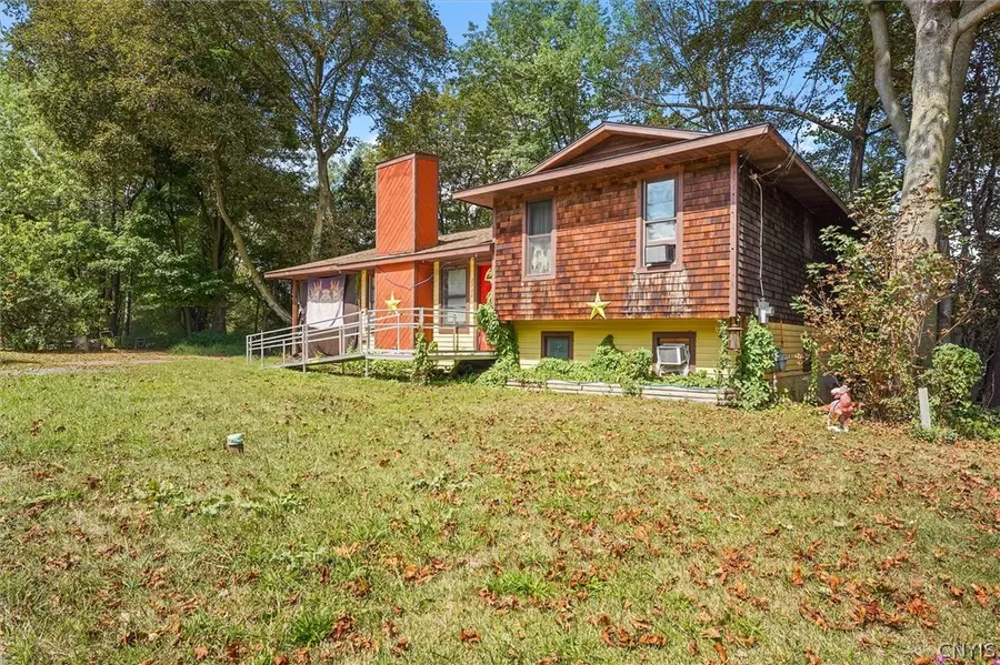 2208 Bellevue Avenue, Syracuse, NY 13219 - #2