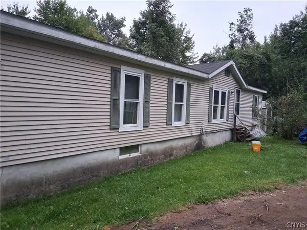 2165 Rabbit Lane, Phoenix, NY 13135