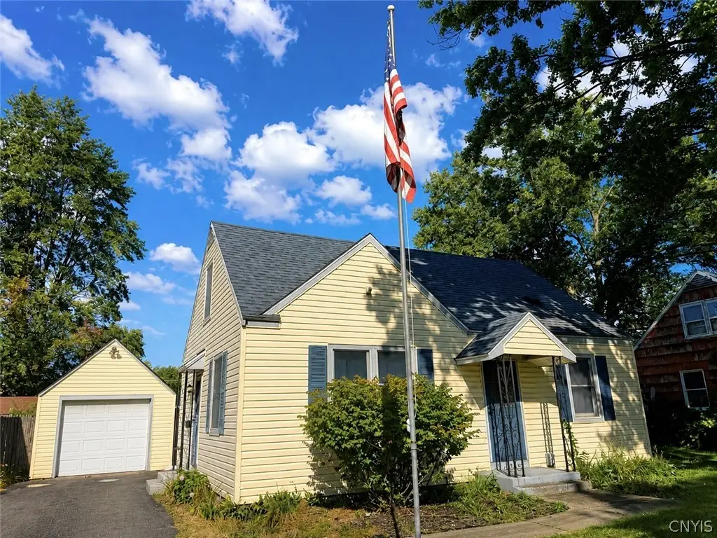 117 Brandon Road, East Syracuse, NY 13057 - #1