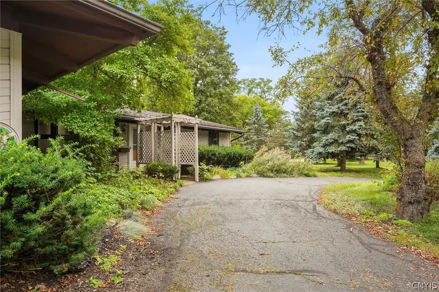 100 Sherbrooke Road, Manlius, NY 13104 - #3