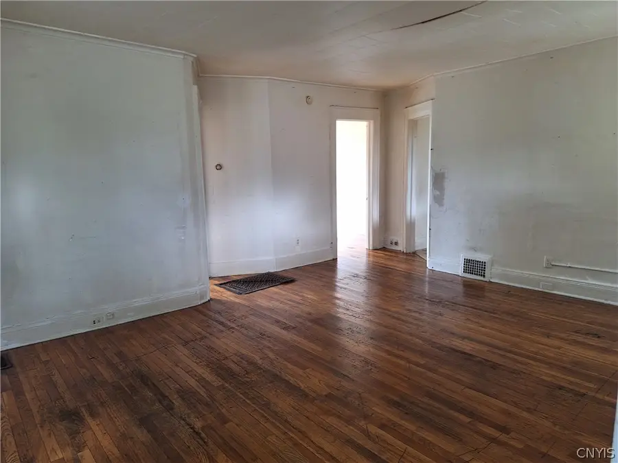1103 Midland Avenue #5, Syracuse, NY 13205 - #3