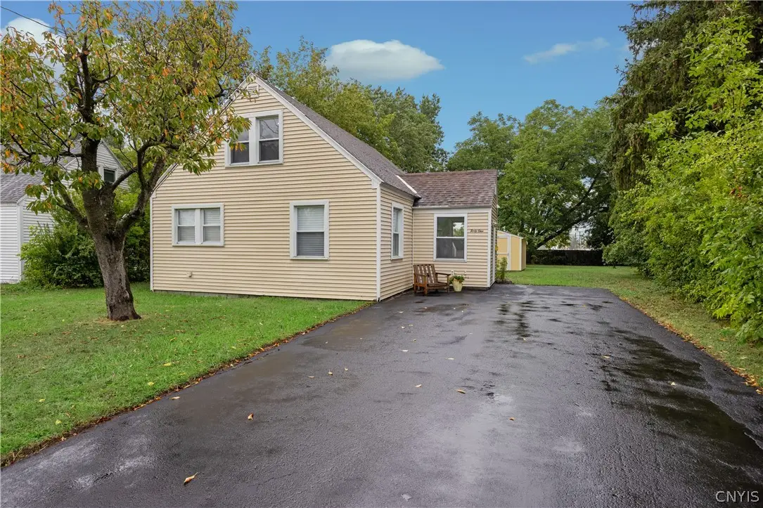 41 Grover Street, East Syracuse, NY 13057 - #1