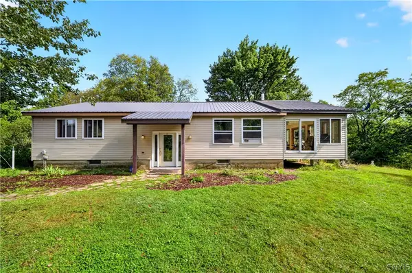 281 Little John Drive, Redfield, NY 13437