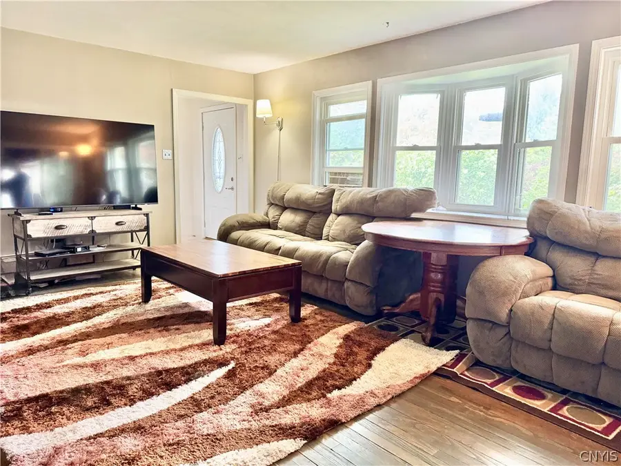 4137 Makyes Road, Syracuse, NY 13215 - #2